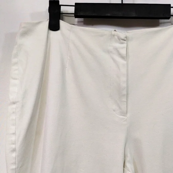 Chico's Cropped Pants Women's L White Tapered Minimalist Summer Business Career - Picture 2 of 7